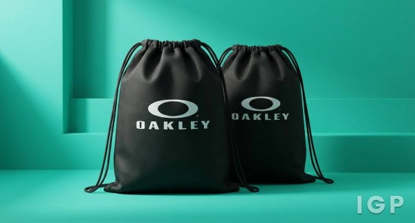 OAKLEY