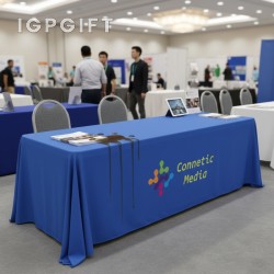 全封閉式抗污聚酯桌布 - 8英尺