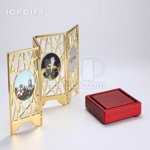 鏤空合金屏風筆筒