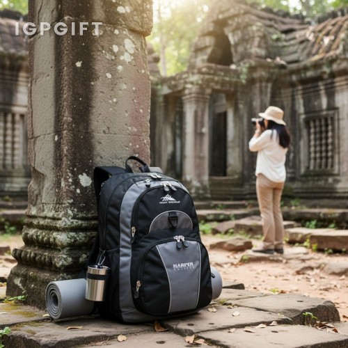 多功能旅行背包
