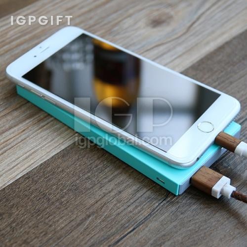 卡片式移動電源