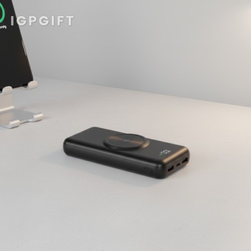 多功能無線充電行動電源