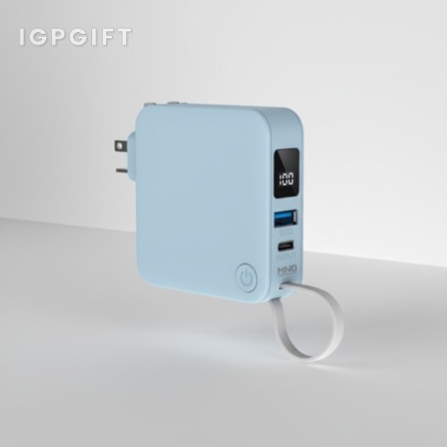 自帶插頭多功能行動電源