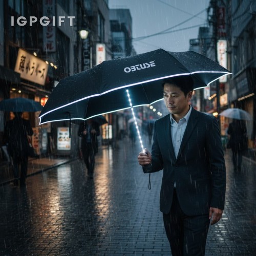 多功能LED雨傘