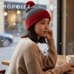 混合色毛球針織帽