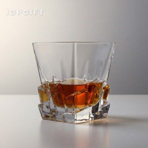水晶玻璃杯