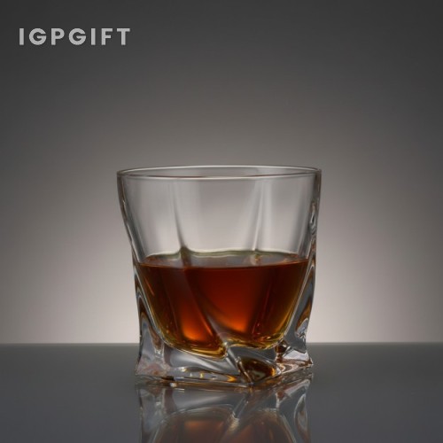 水晶玻璃杯