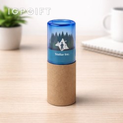 多彩鉛筆與削筆器套裝