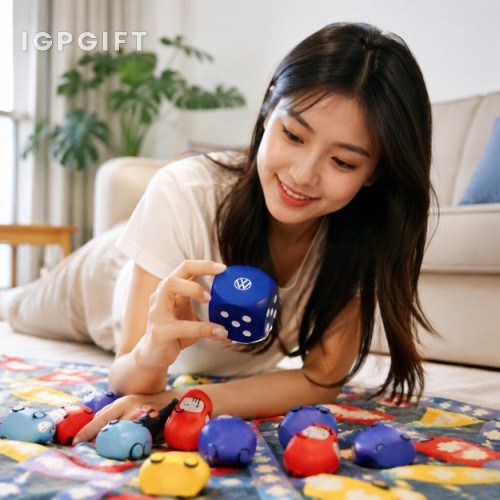 飛行棋抱毯二合一趣味套裝