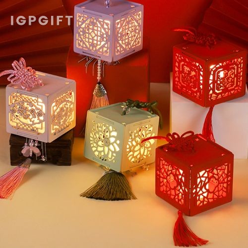 古典鏤空小燈籠