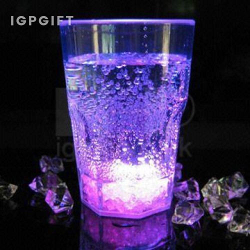 幻彩水杯