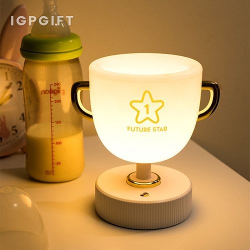 獎盃LED桌面小夜燈