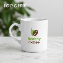 白色光面咖啡杯