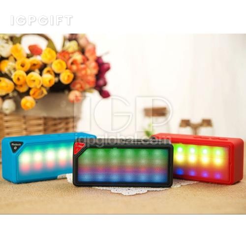 奇特燈光藍芽揚聲器