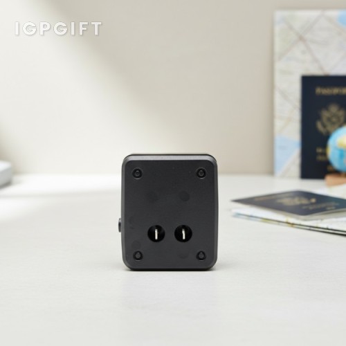 全球通用充電器
