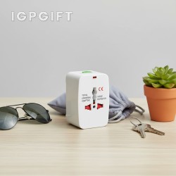 全球通用旅行充電器