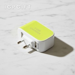 三孔USB充電插頭